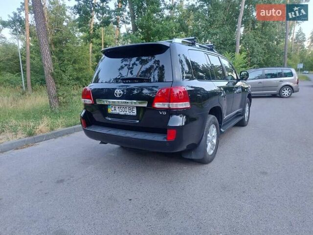 Черный Тойота Ленд Крузер, объемом двигателя 4.46 л и пробегом 335 тыс. км за 29990 $, фото 3 на Automoto.ua