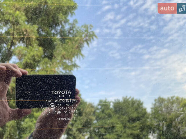 Черный Тойота Ленд Крузер, объемом двигателя 4.46 л и пробегом 305 тыс. км за 30500 $, фото 25 на Automoto.ua