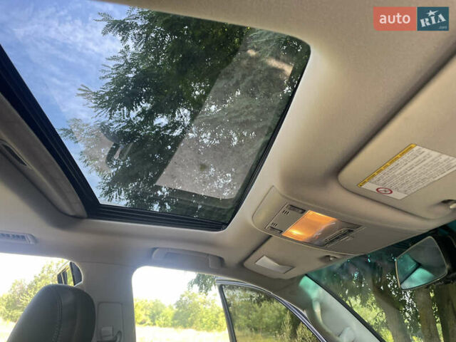 Черный Тойота Ленд Крузер, объемом двигателя 4.46 л и пробегом 305 тыс. км за 30500 $, фото 21 на Automoto.ua