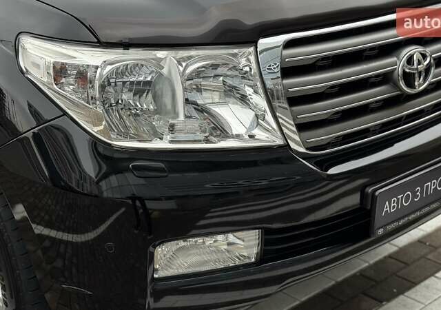 Чорний Тойота Ленд Крузер, об'ємом двигуна 4.5 л та пробігом 248 тис. км за 26069 $, фото 11 на Automoto.ua