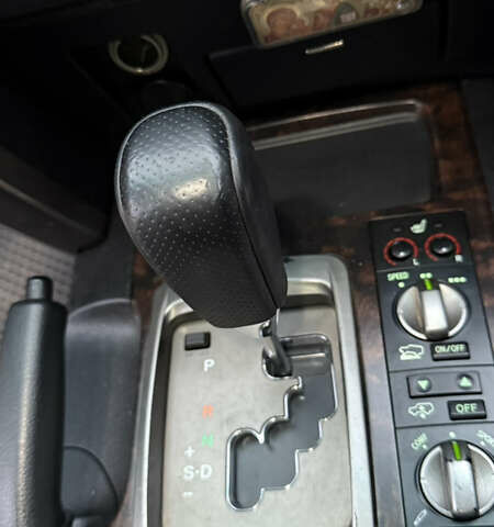 Чорний Тойота Ленд Крузер, об'ємом двигуна 4.46 л та пробігом 264 тис. км за 29000 $, фото 47 на Automoto.ua