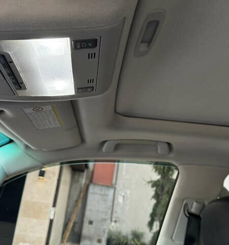 Чорний Тойота Ленд Крузер, об'ємом двигуна 4.46 л та пробігом 264 тис. км за 29000 $, фото 39 на Automoto.ua