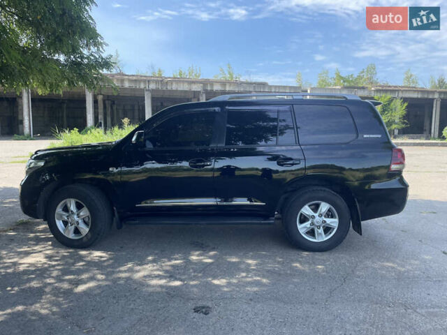 Черный Тойота Ленд Крузер, объемом двигателя 4.46 л и пробегом 305 тыс. км за 30500 $, фото 10 на Automoto.ua