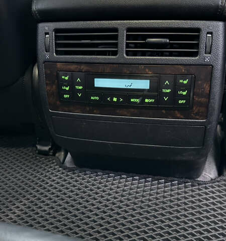 Чорний Тойота Ленд Крузер, об'ємом двигуна 4.46 л та пробігом 264 тис. км за 29000 $, фото 44 на Automoto.ua