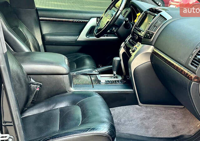 Чорний Тойота Ленд Крузер, об'ємом двигуна 4.46 л та пробігом 290 тис. км за 39000 $, фото 11 на Automoto.ua