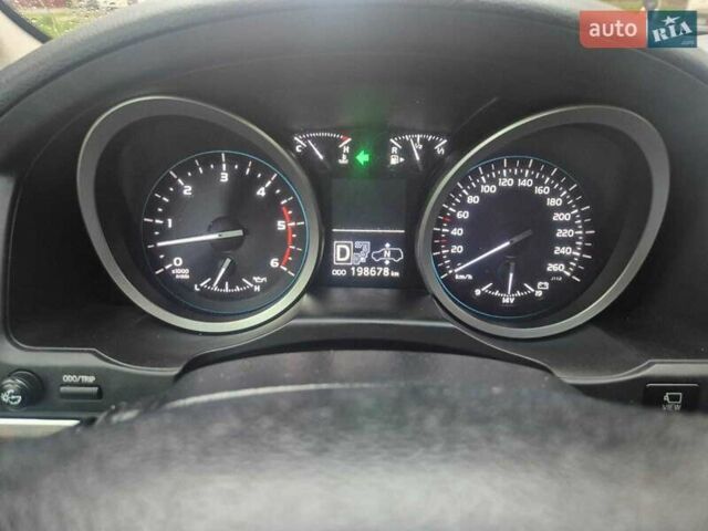 Чорний Тойота Ленд Крузер, об'ємом двигуна 4.46 л та пробігом 300 тис. км за 33000 $, фото 6 на Automoto.ua