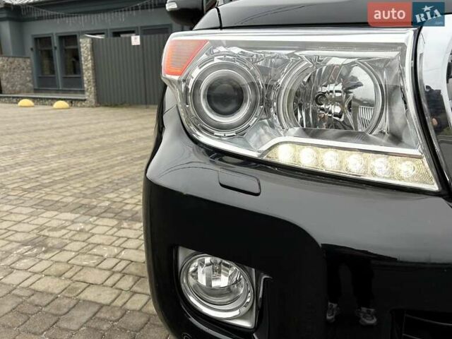 Черный Тойота Ленд Крузер, объемом двигателя 4.46 л и пробегом 149 тыс. км за 34700 $, фото 27 на Automoto.ua