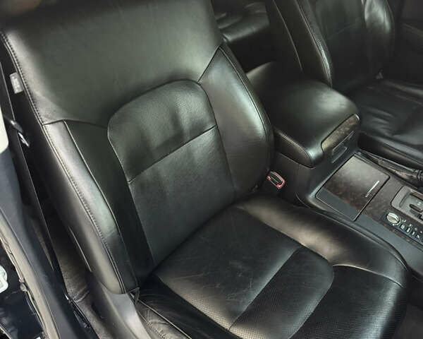 Чорний Тойота Ленд Крузер, об'ємом двигуна 4.46 л та пробігом 285 тис. км за 27800 $, фото 7 на Automoto.ua