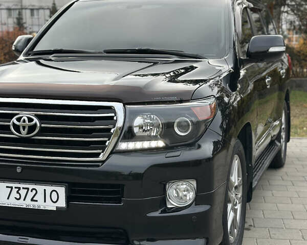 Чорний Тойота Ленд Крузер, об'ємом двигуна 4.5 л та пробігом 261 тис. км за 31500 $, фото 13 на Automoto.ua