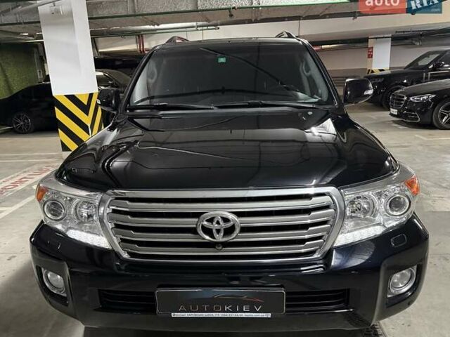 Чорний Тойота Ленд Крузер, об'ємом двигуна 4.5 л та пробігом 267 тис. км за 34900 $, фото 2 на Automoto.ua