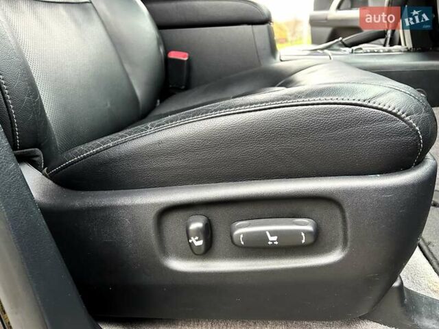 Черный Тойота Ленд Крузер, объемом двигателя 4.46 л и пробегом 149 тыс. км за 34700 $, фото 57 на Automoto.ua
