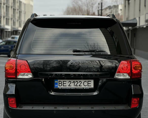 Чорний Тойота Ленд Крузер, об'ємом двигуна 4.46 л та пробігом 285 тис. км за 27800 $, фото 3 на Automoto.ua