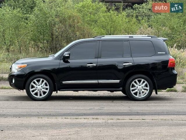 Черный Тойота Ленд Крузер, объемом двигателя 4.5 л и пробегом 174 тыс. км за 35500 $, фото 3 на Automoto.ua