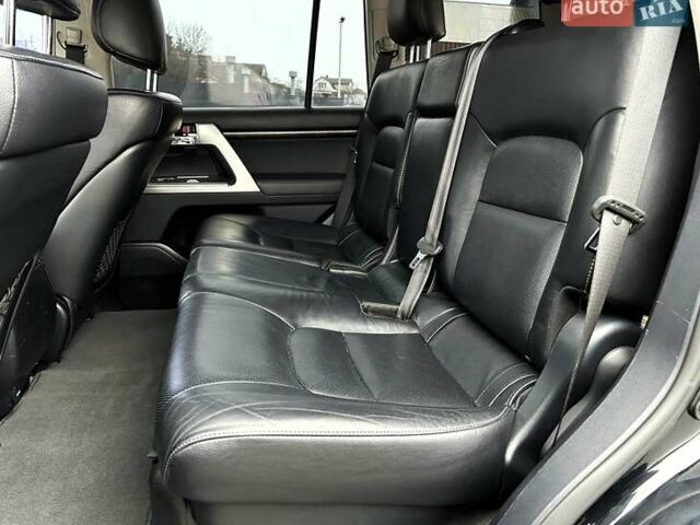 Черный Тойота Ленд Крузер, объемом двигателя 4.46 л и пробегом 149 тыс. км за 34700 $, фото 49 на Automoto.ua