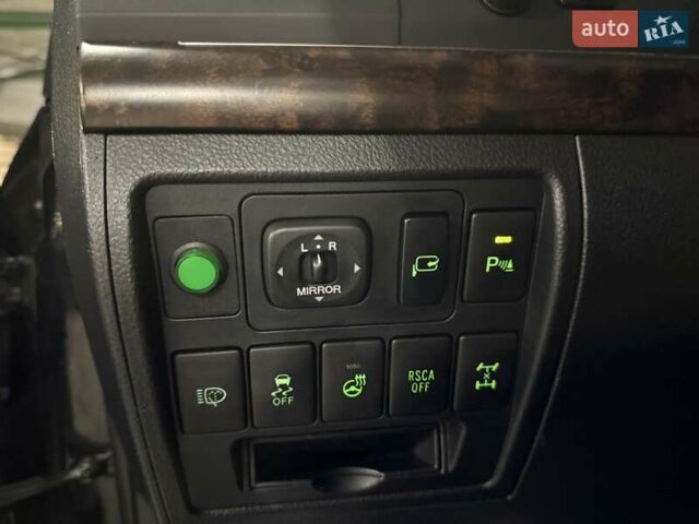 Чорний Тойота Ленд Крузер, об'ємом двигуна 4.5 л та пробігом 267 тис. км за 34900 $, фото 24 на Automoto.ua