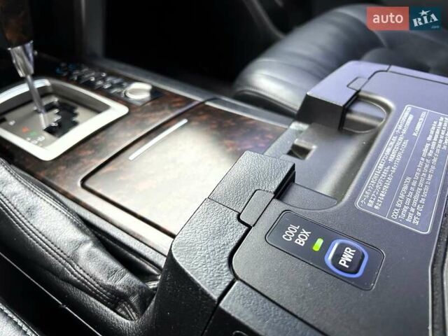 Черный Тойота Ленд Крузер, объемом двигателя 4.46 л и пробегом 149 тыс. км за 34700 $, фото 42 на Automoto.ua