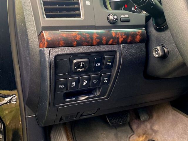 Черный Тойота Ленд Крузер, объемом двигателя 4.5 л и пробегом 201 тыс. км за 36000 $, фото 12 на Automoto.ua