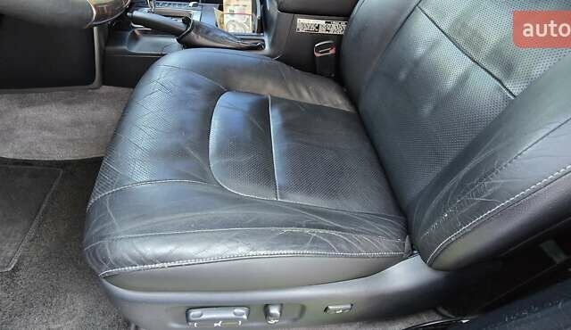 Чорний Тойота Ленд Крузер, об'ємом двигуна 4.61 л та пробігом 305 тис. км за 29000 $, фото 26 на Automoto.ua