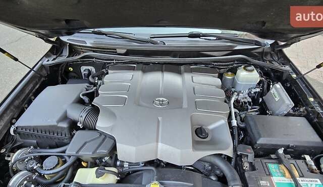 Чорний Тойота Ленд Крузер, об'ємом двигуна 4.61 л та пробігом 305 тис. км за 29000 $, фото 42 на Automoto.ua