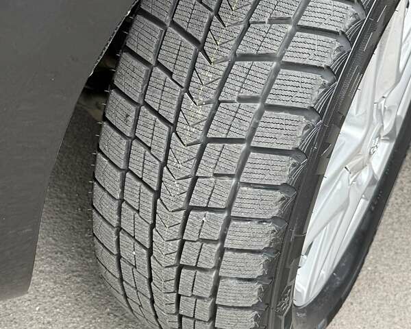 Черный Тойота Ленд Крузер, объемом двигателя 4.5 л и пробегом 174 тыс. км за 35500 $, фото 52 на Automoto.ua