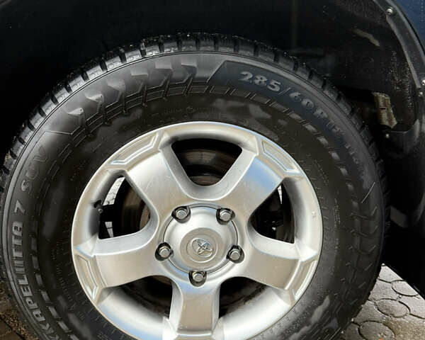 Чорний Тойота Ленд Крузер, об'ємом двигуна 4.46 л та пробігом 149 тис. км за 29500 $, фото 14 на Automoto.ua