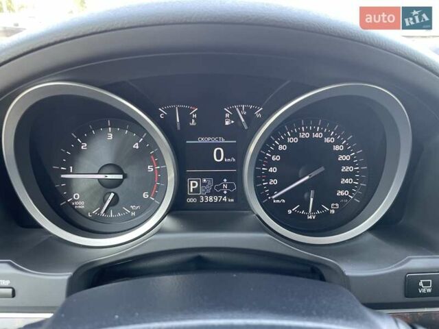 Черный Тойота Ленд Крузер, объемом двигателя 4.5 л и пробегом 338 тыс. км за 29500 $, фото 35 на Automoto.ua