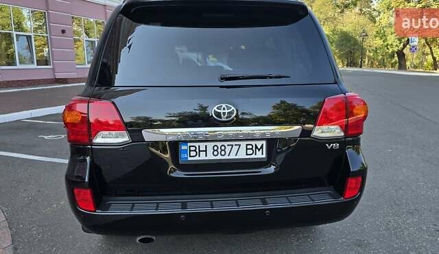 Чорний Тойота Ленд Крузер, об'ємом двигуна 4.61 л та пробігом 305 тис. км за 29000 $, фото 9 на Automoto.ua