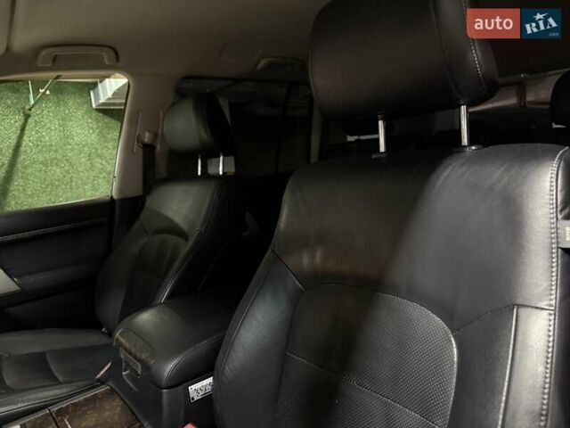 Чорний Тойота Ленд Крузер, об'ємом двигуна 4.5 л та пробігом 267 тис. км за 34900 $, фото 20 на Automoto.ua