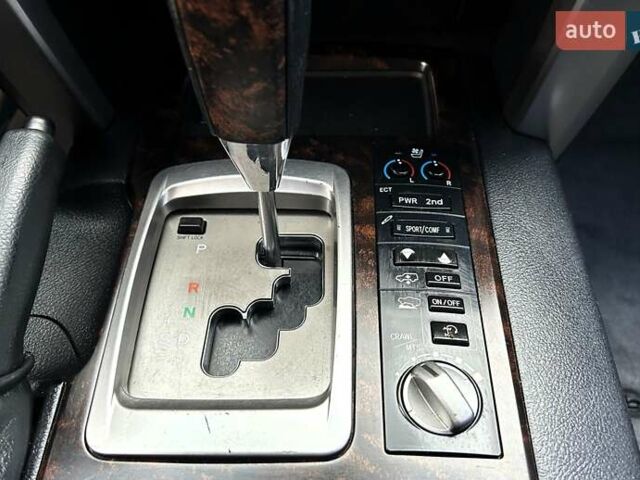 Черный Тойота Ленд Крузер, объемом двигателя 4.46 л и пробегом 149 тыс. км за 34700 $, фото 41 на Automoto.ua