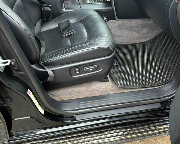 Чорний Тойота Ленд Крузер, об'ємом двигуна 4.46 л та пробігом 149 тис. км за 29500 $, фото 28 на Automoto.ua