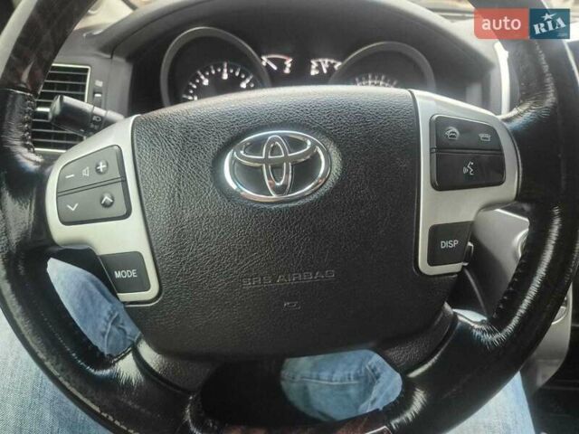 Чорний Тойота Ленд Крузер, об'ємом двигуна 4.46 л та пробігом 300 тис. км за 33000 $, фото 8 на Automoto.ua