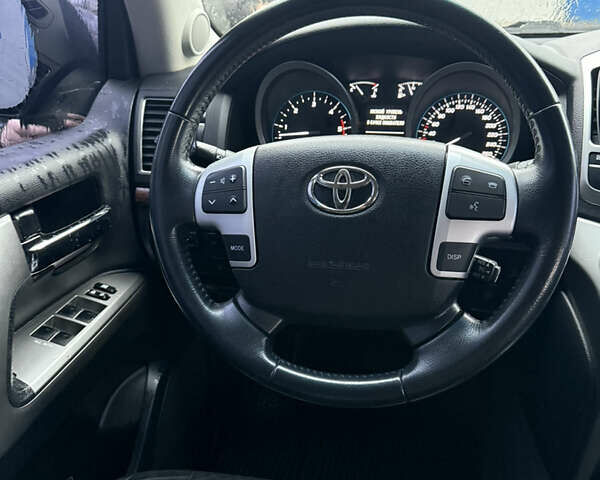 Чорний Тойота Ленд Крузер, об'ємом двигуна 4.46 л та пробігом 149 тис. км за 29500 $, фото 35 на Automoto.ua