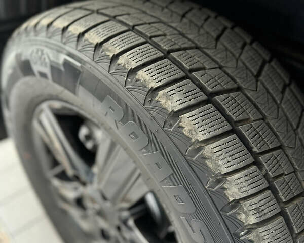 Чорний Тойота Ленд Крузер, об'ємом двигуна 4.46 л та пробігом 285 тис. км за 27800 $, фото 14 на Automoto.ua