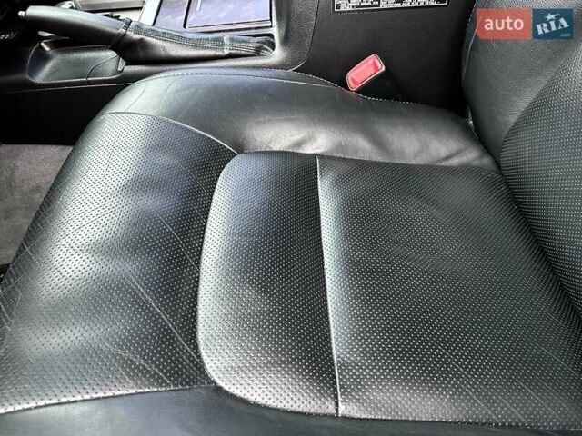 Черный Тойота Ленд Крузер, объемом двигателя 4.46 л и пробегом 149 тыс. км за 34700 $, фото 43 на Automoto.ua