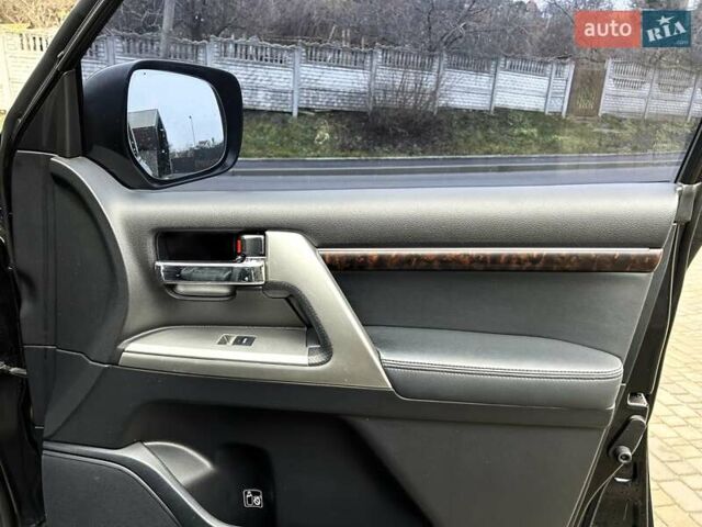 Черный Тойота Ленд Крузер, объемом двигателя 4.46 л и пробегом 149 тыс. км за 34700 $, фото 54 на Automoto.ua