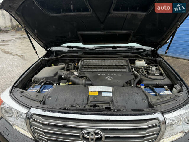 Чорний Тойота Ленд Крузер, об'ємом двигуна 4.46 л та пробігом 149 тис. км за 29500 $, фото 39 на Automoto.ua