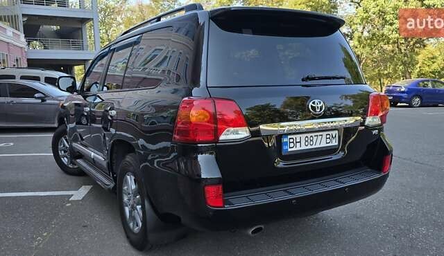 Чорний Тойота Ленд Крузер, об'ємом двигуна 4.61 л та пробігом 305 тис. км за 29000 $, фото 7 на Automoto.ua