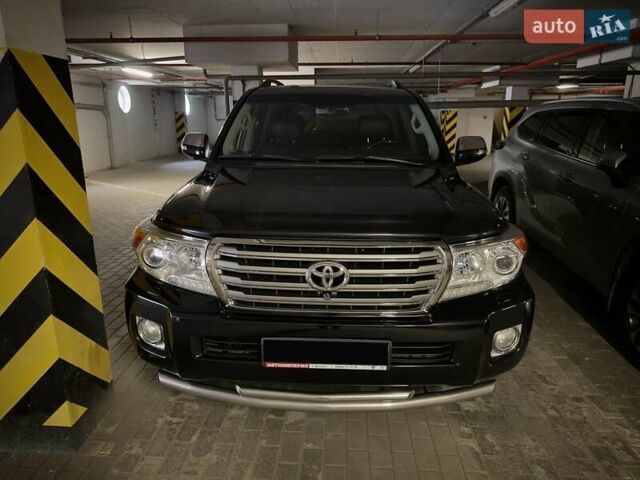 Черный Тойота Ленд Крузер, объемом двигателя 4.5 л и пробегом 130 тыс. км за 50000 $, фото 8 на Automoto.ua