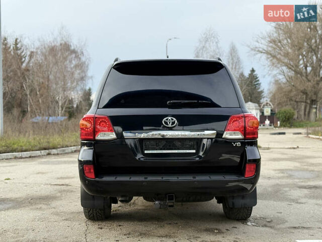 Черный Тойота Ленд Крузер, объемом двигателя 0 л и пробегом 219 тыс. км за 29600 $, фото 5 на Automoto.ua