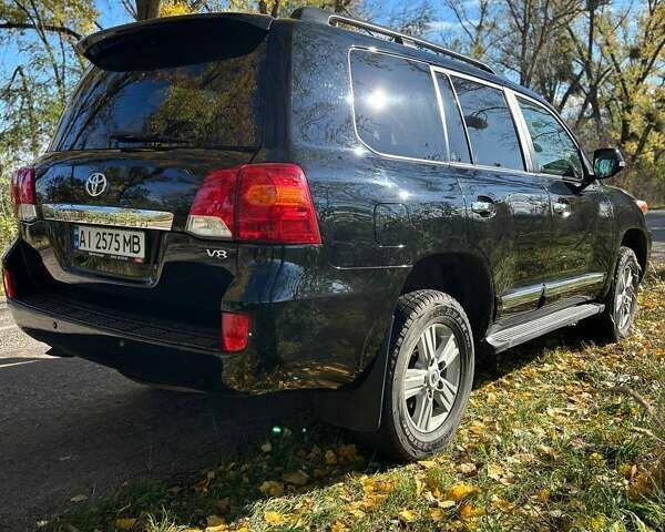Черный Тойота Ленд Крузер, объемом двигателя 4.46 л и пробегом 129 тыс. км за 41000 $, фото 16 на Automoto.ua
