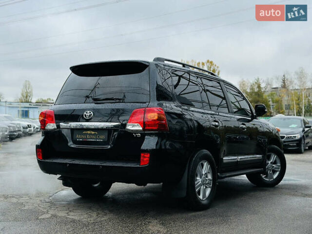 Черный Тойота Ленд Крузер, объемом двигателя 4.61 л и пробегом 197 тыс. км за 34500 $, фото 1 на Automoto.ua