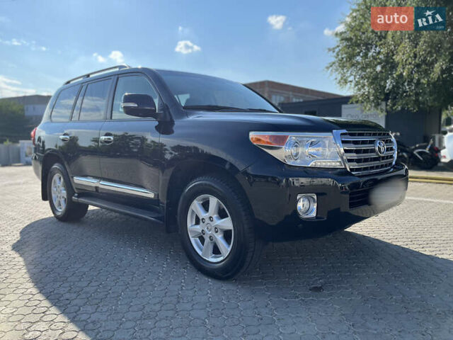 Черный Тойота Ленд Крузер, объемом двигателя 4.5 л и пробегом 60 тыс. км за 44000 $, фото 4 на Automoto.ua