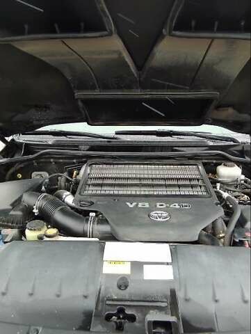 Черный Тойота Ленд Крузер, объемом двигателя 4.5 л и пробегом 212 тыс. км за 42000 $, фото 7 на Automoto.ua