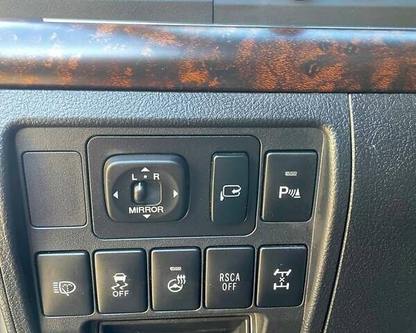 Черный Тойота Ленд Крузер, объемом двигателя 4.46 л и пробегом 129 тыс. км за 41000 $, фото 27 на Automoto.ua