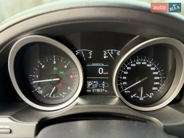 Черный Тойота Ленд Крузер, объемом двигателя 0 л и пробегом 219 тыс. км за 29600 $, фото 57 на Automoto.ua