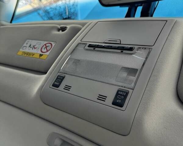 Черный Тойота Ленд Крузер, объемом двигателя 4.5 л и пробегом 130 тыс. км за 50000 $, фото 25 на Automoto.ua