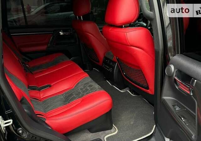 Черный Тойота Ленд Крузер, объемом двигателя 4.46 л и пробегом 268 тыс. км за 33900 $, фото 6 на Automoto.ua