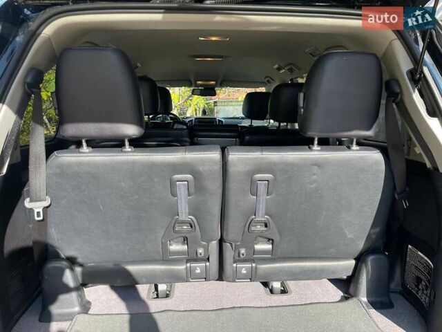 Черный Тойота Ленд Крузер, объемом двигателя 4.46 л и пробегом 129 тыс. км за 41000 $, фото 31 на Automoto.ua