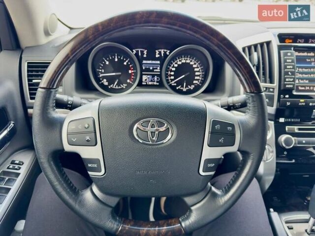 Черный Тойота Ленд Крузер, объемом двигателя 4.5 л и пробегом 130 тыс. км за 50000 $, фото 20 на Automoto.ua