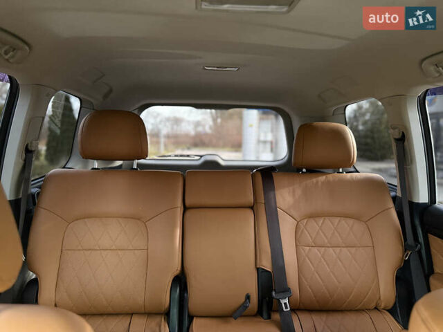 Черный Тойота Ленд Крузер, объемом двигателя 0 л и пробегом 219 тыс. км за 29600 $, фото 84 на Automoto.ua